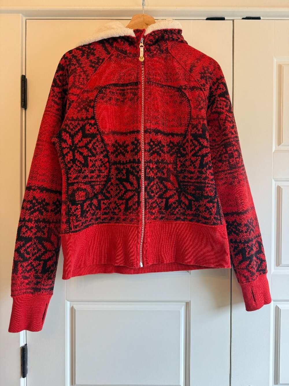Lululemon Special Edition Snowflake / Fair Isle Scuba Hoodie